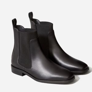 EVERLANE | Italian Leather Square Toe Chelsea Boot Black | 6.5